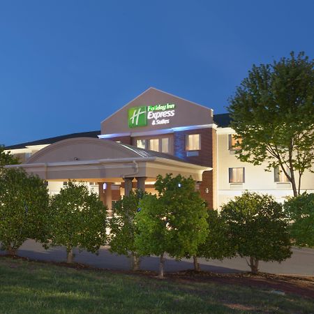 Holiday Inn Express Hotel & Suites Mebane By Ihg Exteriér fotografie