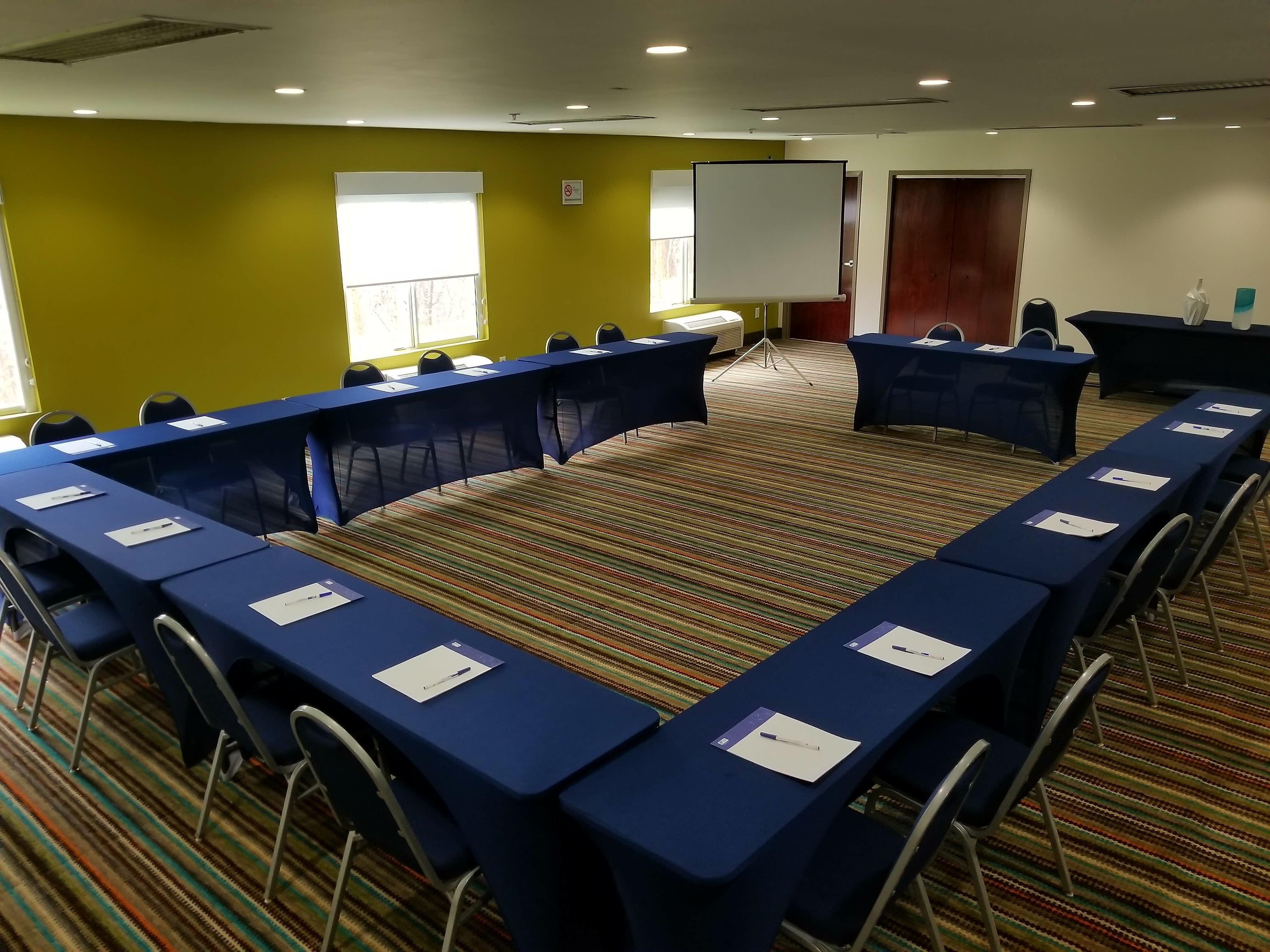 Holiday Inn Express Hotel & Suites Mebane By Ihg Exteriér fotografie
