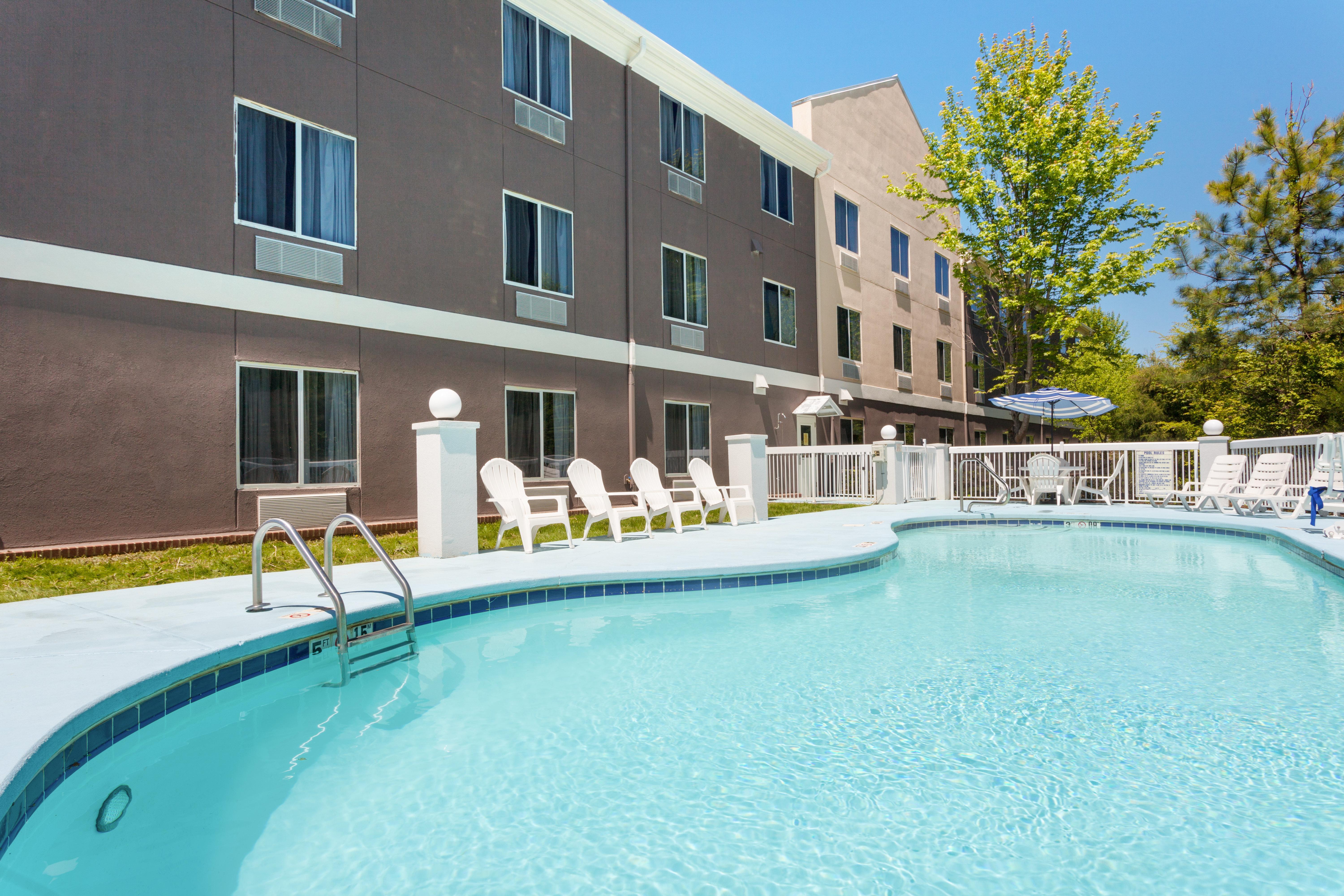 Holiday Inn Express Hotel & Suites Mebane By Ihg Exteriér fotografie