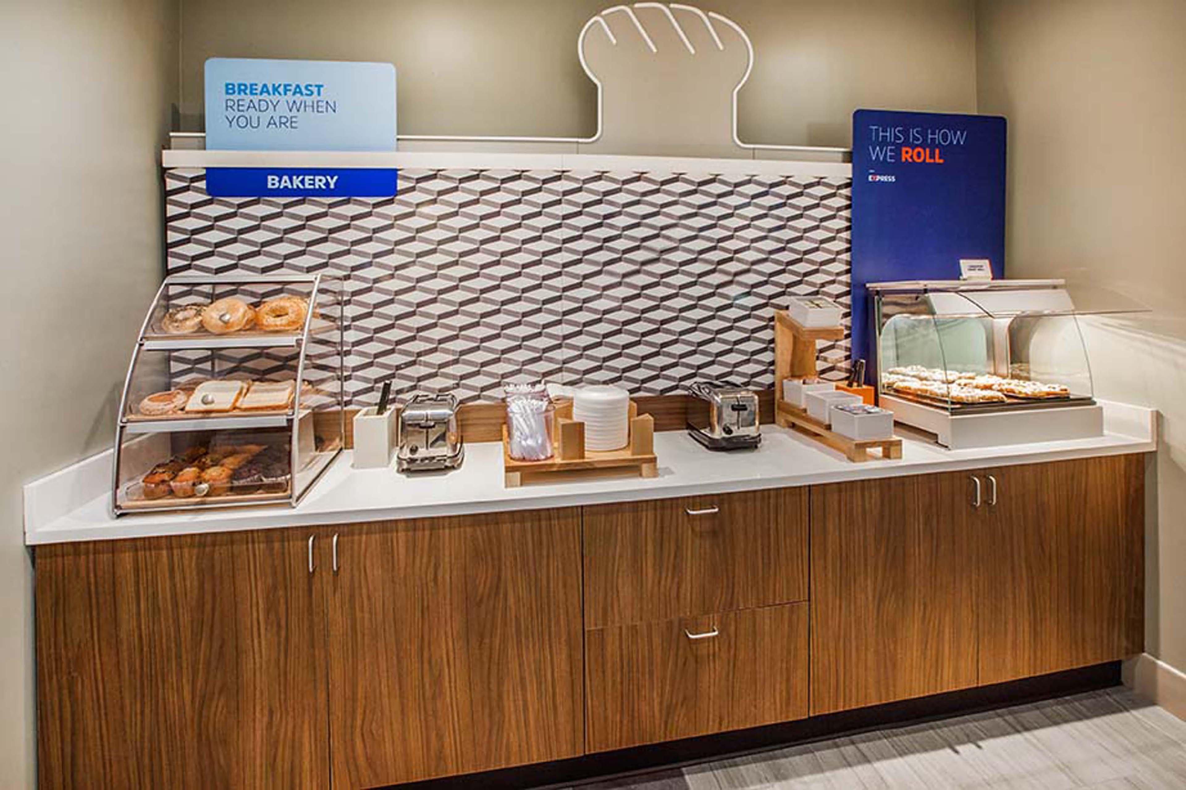 Holiday Inn Express Hotel & Suites Mebane By Ihg Exteriér fotografie
